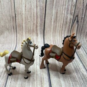 Disney Tangled Rapunzel Fidella & Maximus Horse Figures